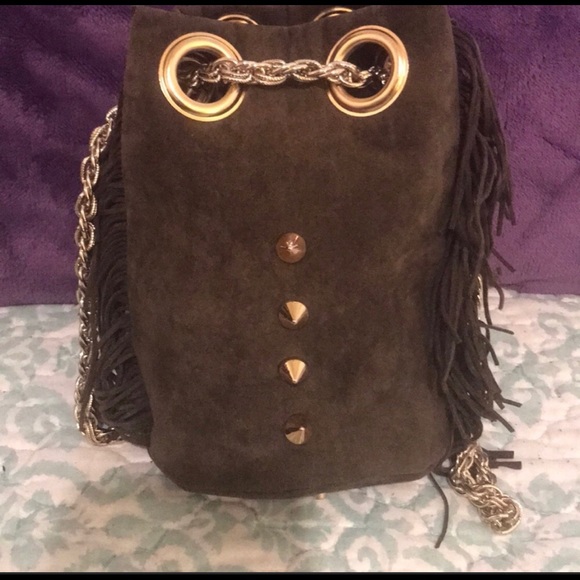 New Bucket Bag - Picture 4 of 8
